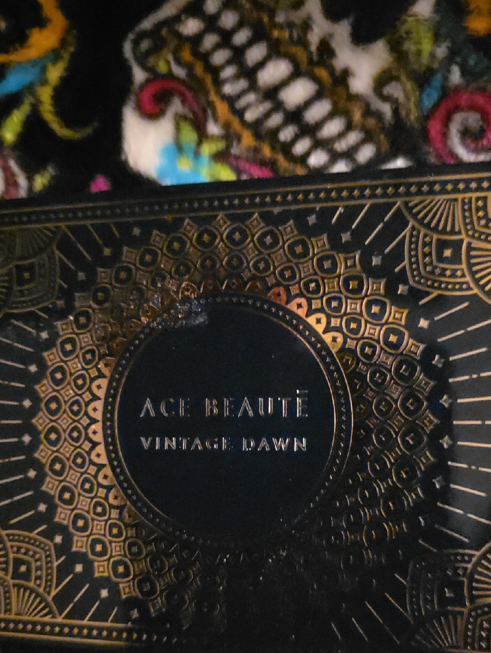 Ace Beauté Vintage Dawn Eyeshadow Palette - NEW